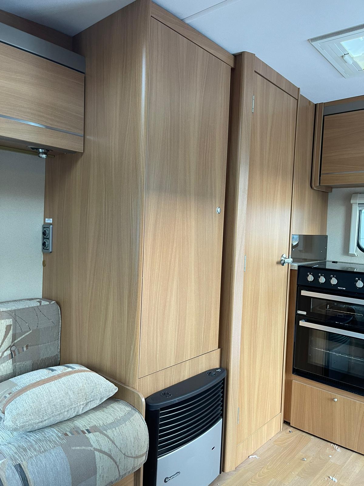 zSOLD 2010 Sprite Finesse Compact 2 berth